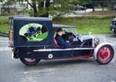 Photograph of vehicle for sale