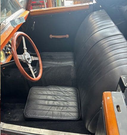 Photograph of vehicle for sale