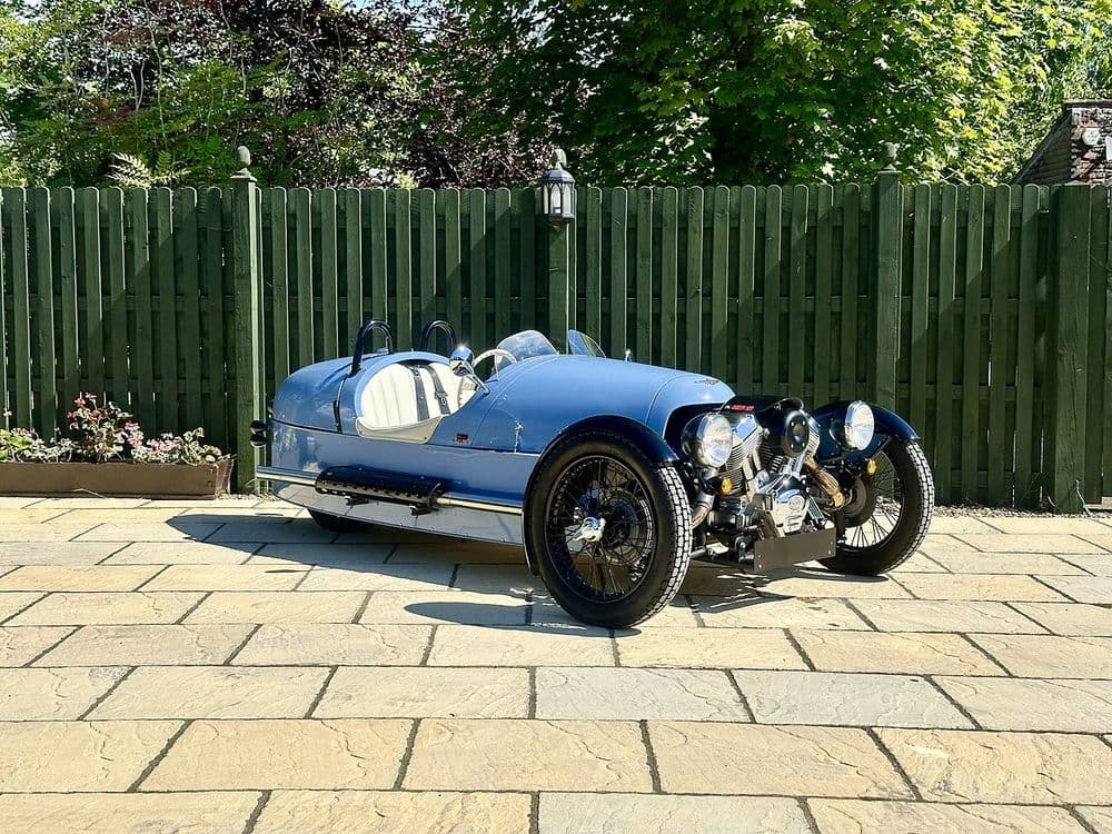 Photograph of vehicle for sale
