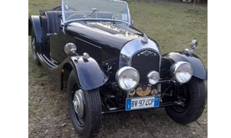 Photograph of vehicle for sale