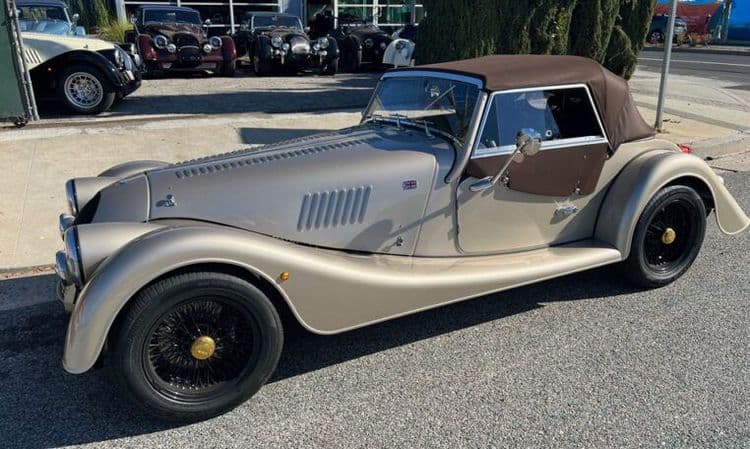 Photograph of vehicle for sale