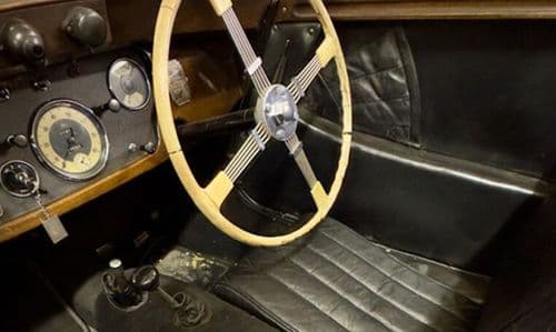 Photograph of vehicle for sale