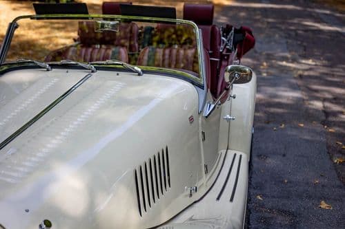 Photograph of vehicle for sale