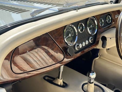 Photograph of vehicle for sale