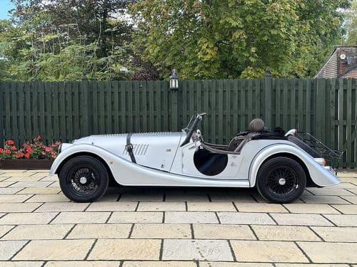 Photograph of vehicle for sale