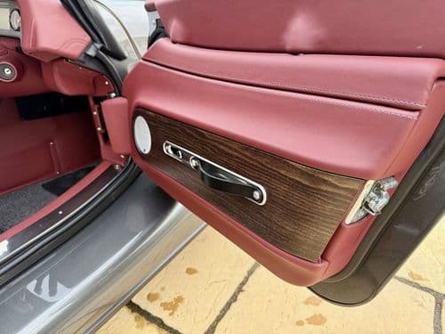 Photograph of vehicle for sale