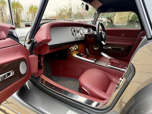 Photograph of vehicle for sale