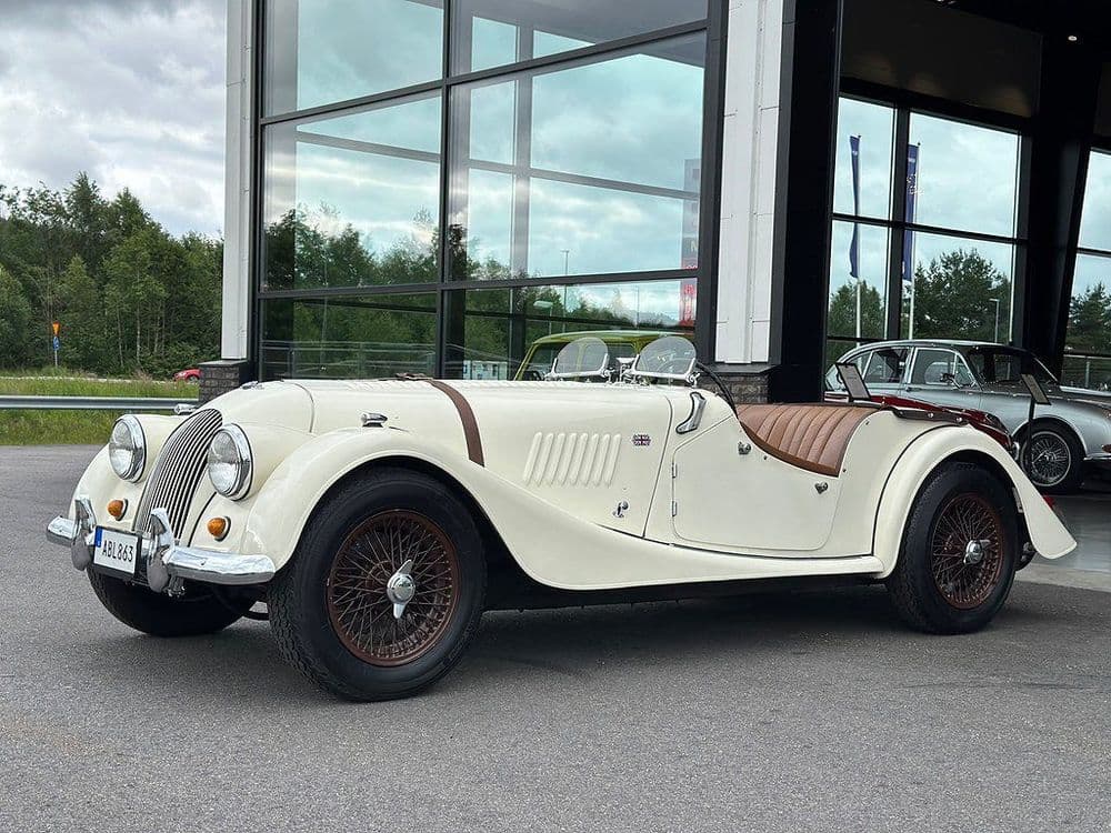 Photograph of vehicle for sale