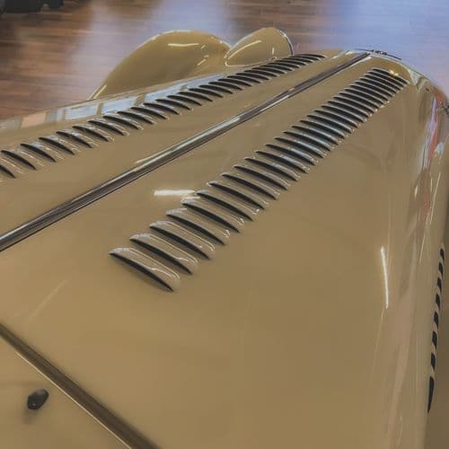 Photograph of vehicle for sale