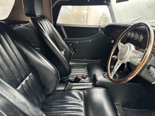 Photograph of vehicle for sale