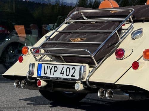 Photograph of vehicle for sale