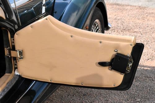 Photograph of vehicle for sale