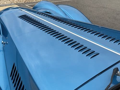 Photograph of vehicle for sale