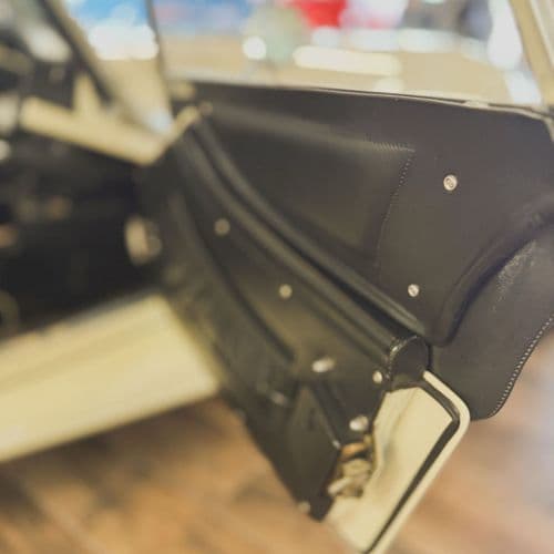 Photograph of vehicle for sale