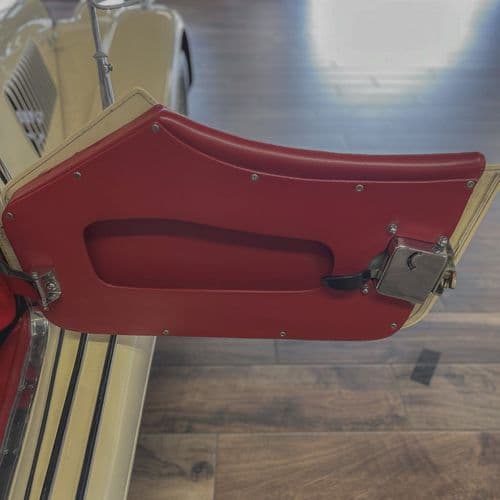 Photograph of vehicle for sale