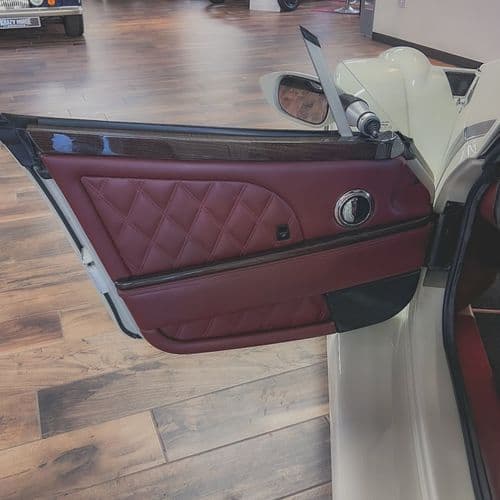 Photograph of vehicle for sale