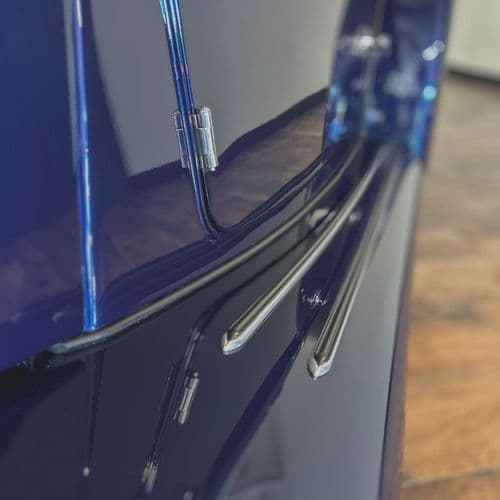 Photograph of vehicle for sale