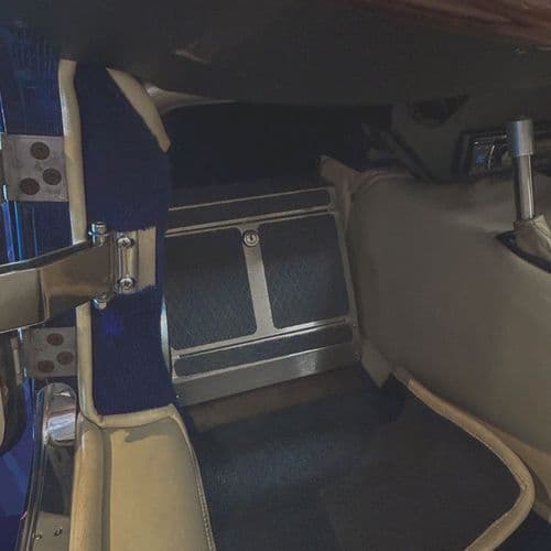 Photograph of vehicle for sale