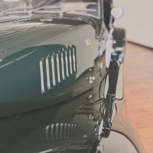 Photograph of vehicle for sale