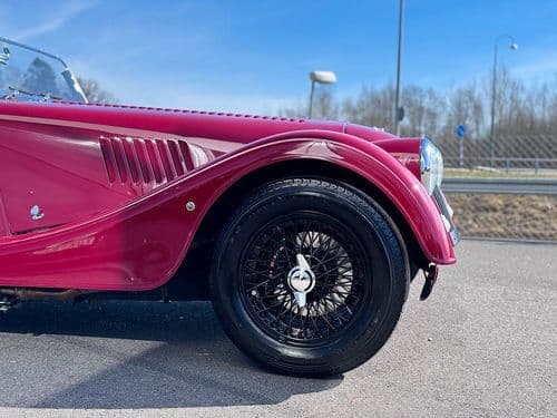Photograph of vehicle for sale