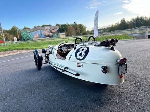 Photograph of vehicle for sale