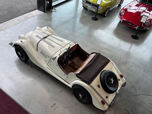 Photograph of vehicle for sale