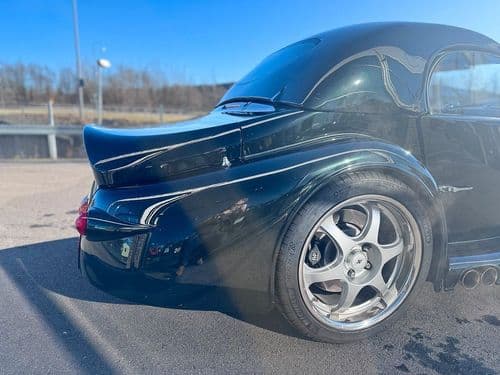 Photograph of vehicle for sale