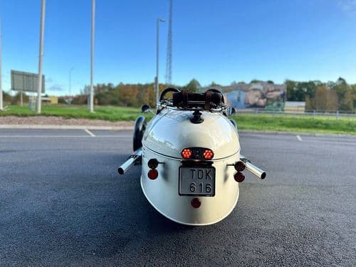 Photograph of vehicle for sale