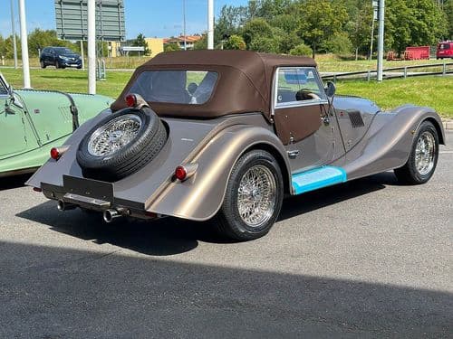 Photograph of vehicle for sale