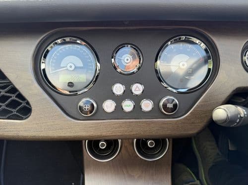 Photograph of vehicle for sale