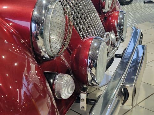 Photograph of vehicle for sale