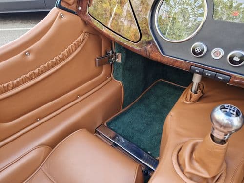 Photograph of vehicle for sale